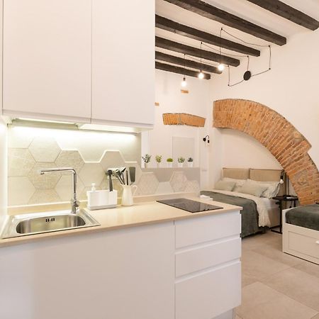 Bricks & Beams Studio In The Key Area Of Milano Exteriör bild