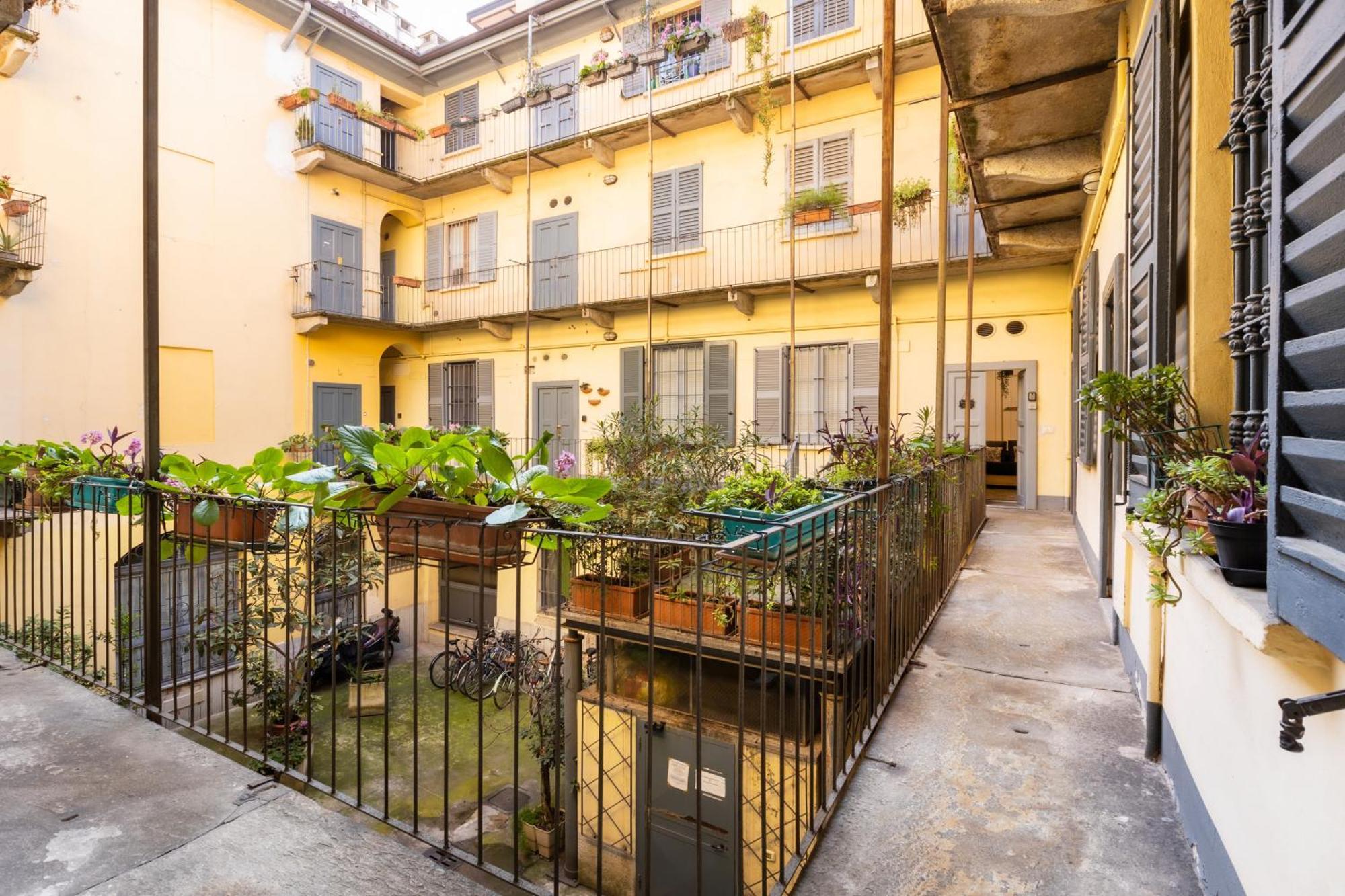Bricks & Beams Studio In The Key Area Of Milano Exteriör bild