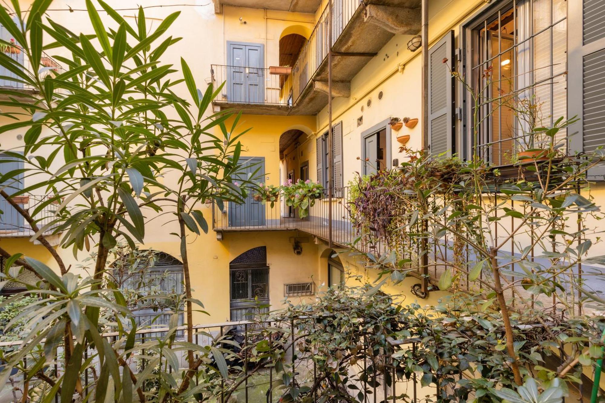 Bricks & Beams Studio In The Key Area Of Milano Exteriör bild